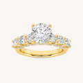 2.5CT Round Cut Lab Grown Diamond Cluster Ring