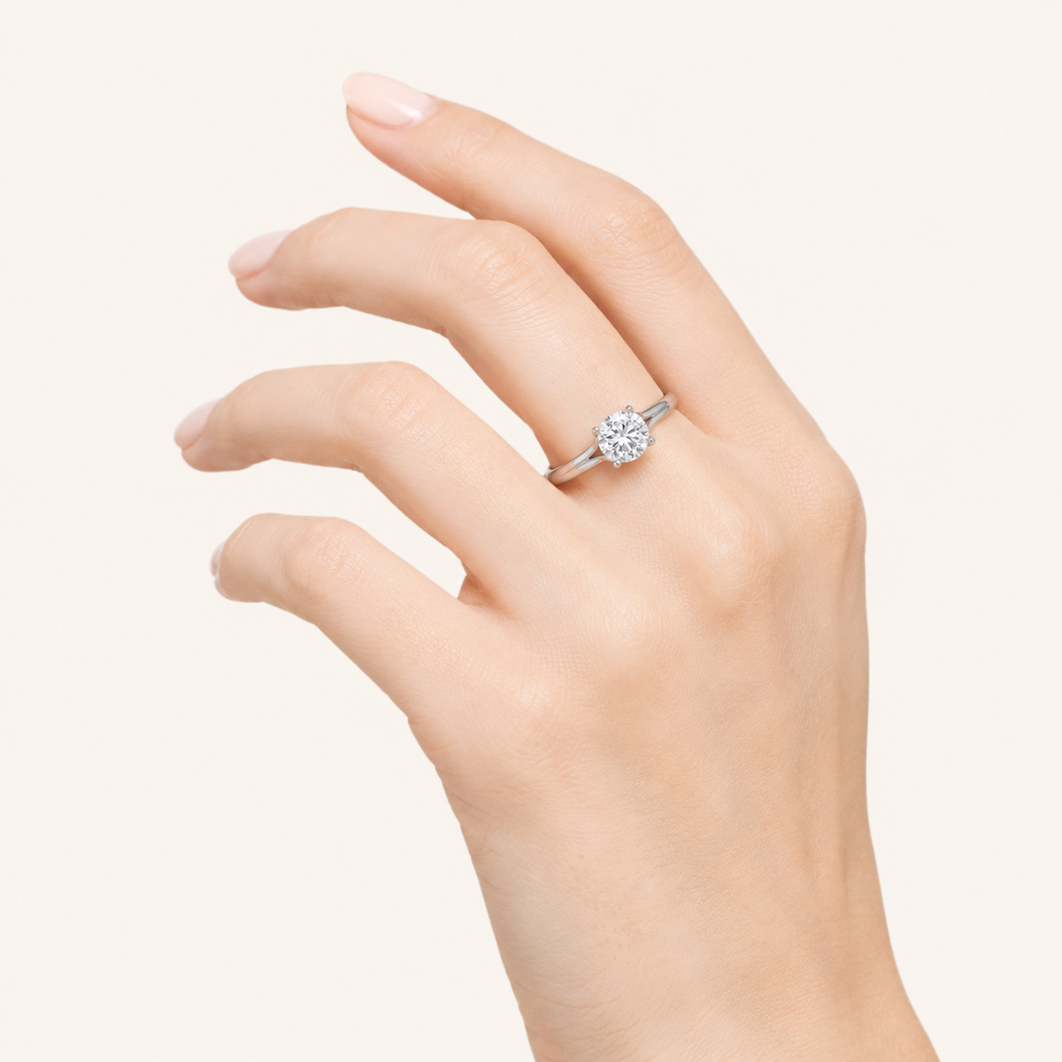 1.00 CT Round Cut Lab Grown Diamond Solitaire Ring