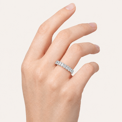 2.5CT Oval Shaped Lab Grown Diamond Split Prong Eternity Ring in 14K Gold (F/VS)